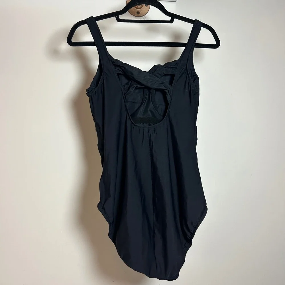 Lands End Womens Black Twist Front Ruched One‎ Piece Swimsuit Size 14